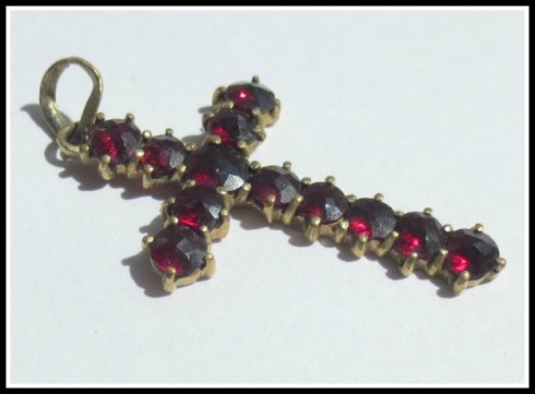 garnet-cross